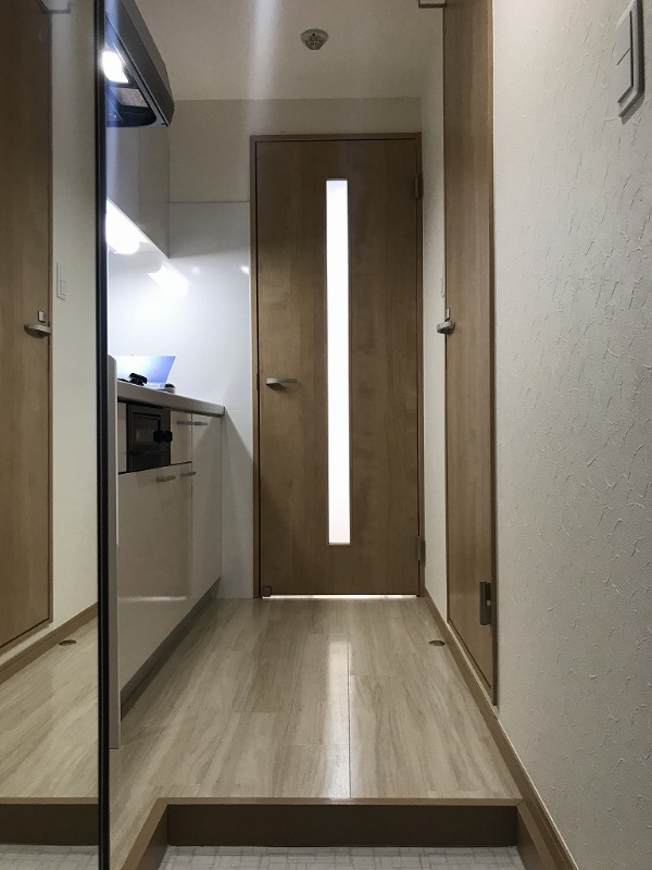 玄関　廊下（同仕様写真）