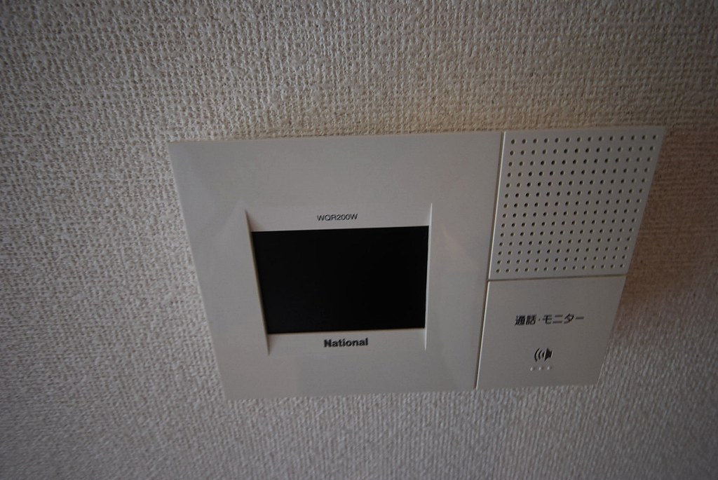 セキュリティ　TVモニター付きインターフォン　別号室参考写真
