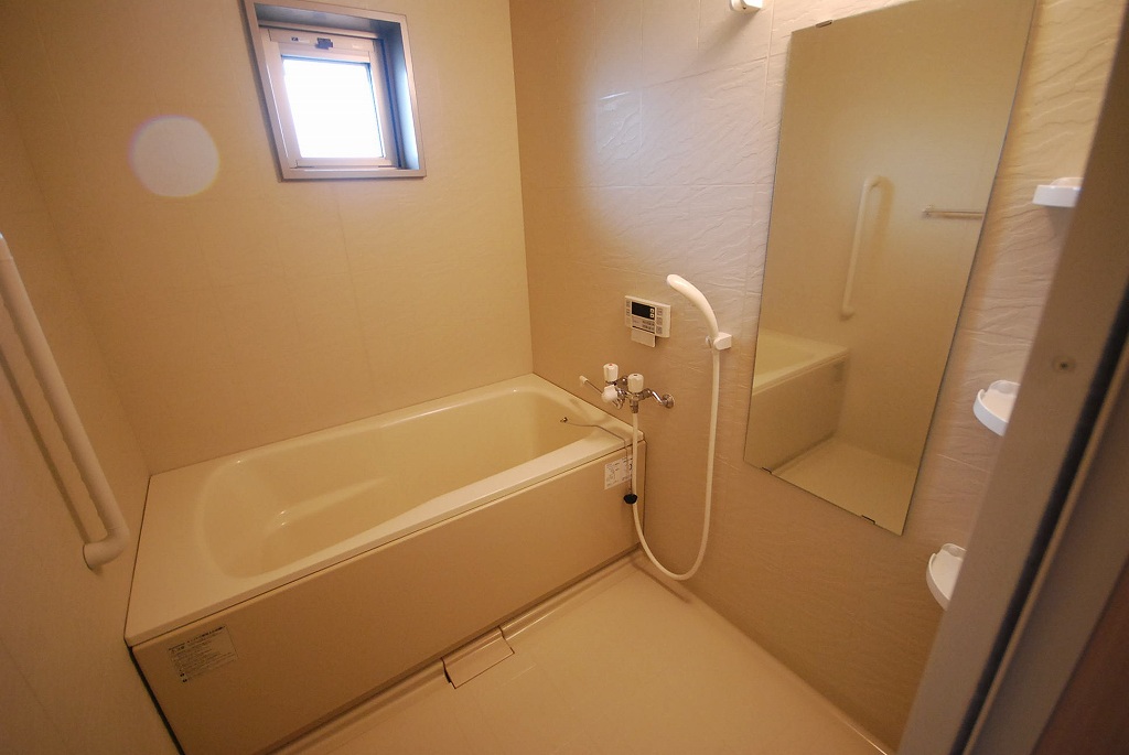 バス・シャワールーム　浴室　別号室参考写真