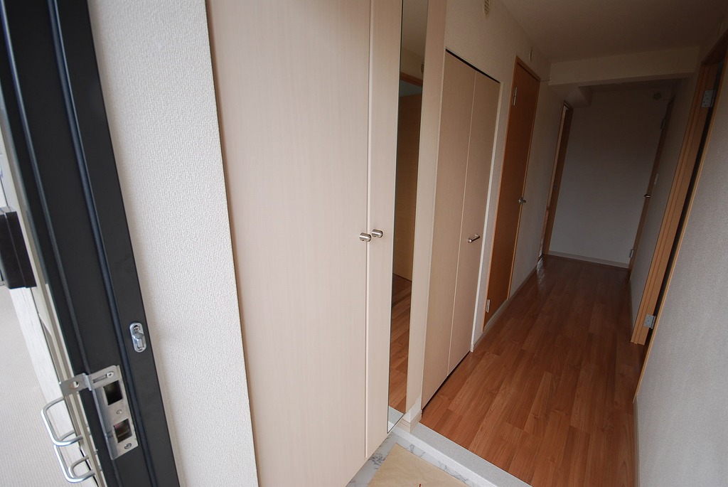 玄関　玄関　別号室参考写真