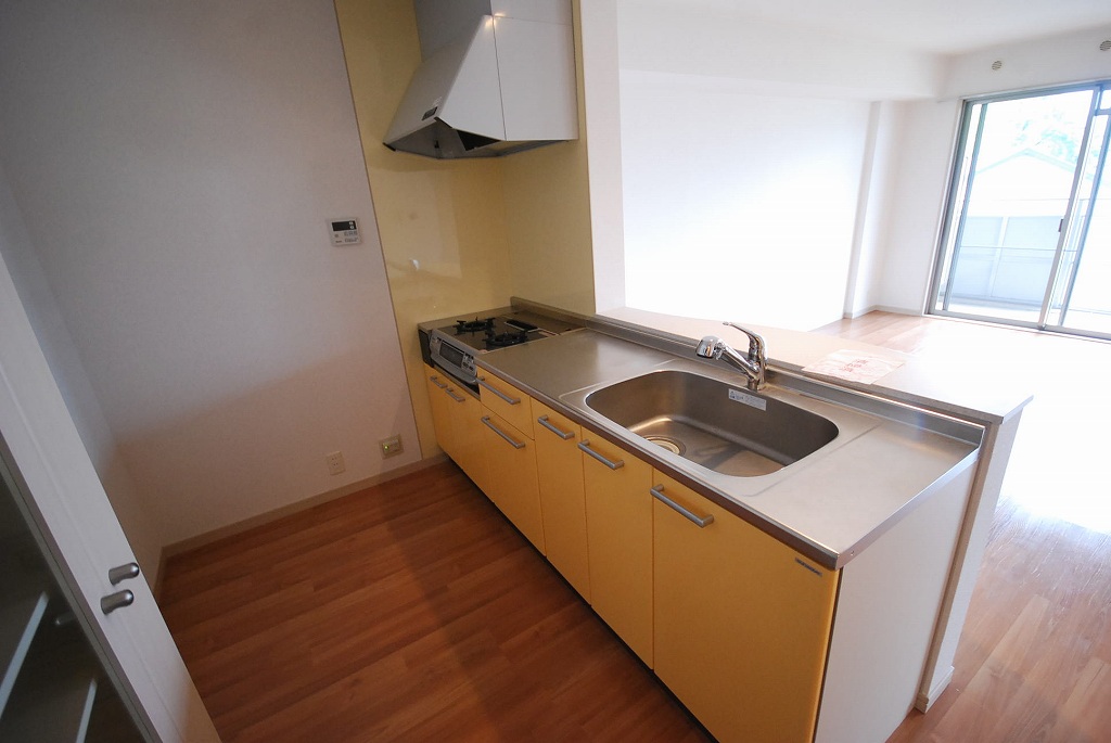 キッチン　対面キッチン　別号室参考写真