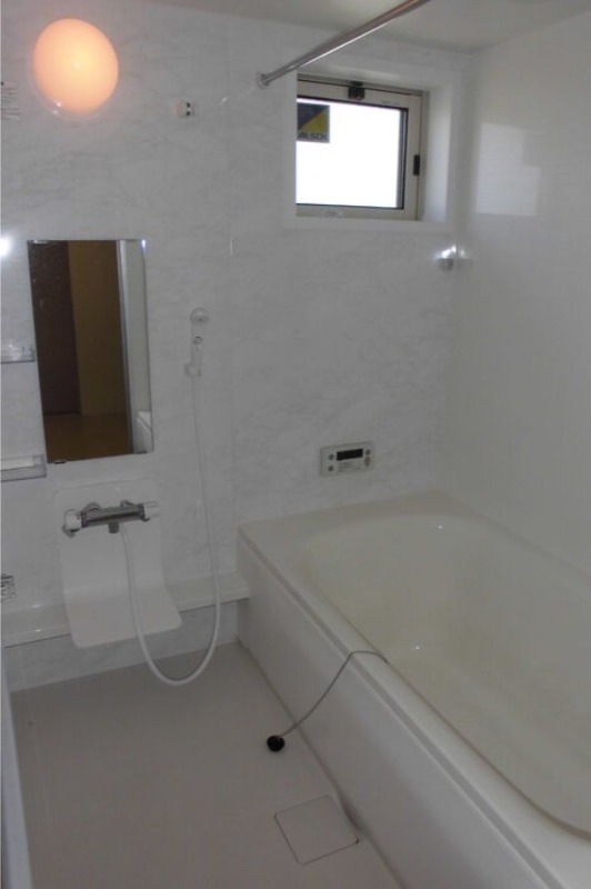 バス・シャワールーム　図面と現状に相違がある場合には現状を優先