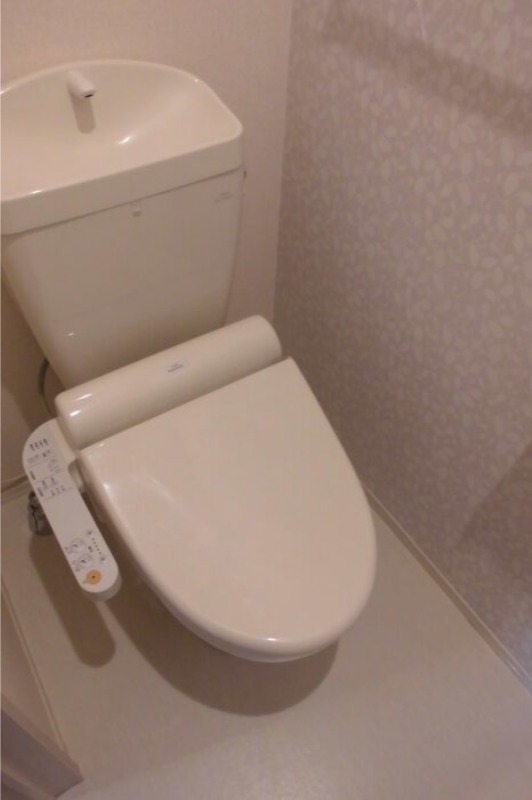 トイレ　図面と現状に相違がある場合には現状を優先