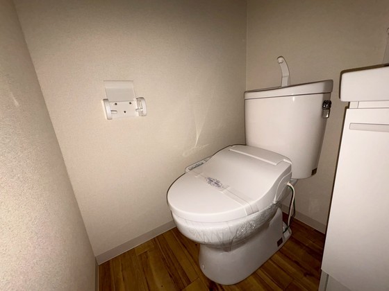 トイレ　※別部屋の写真です