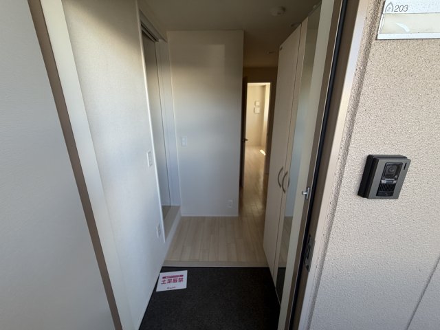 フルール宝殿の玄関写真