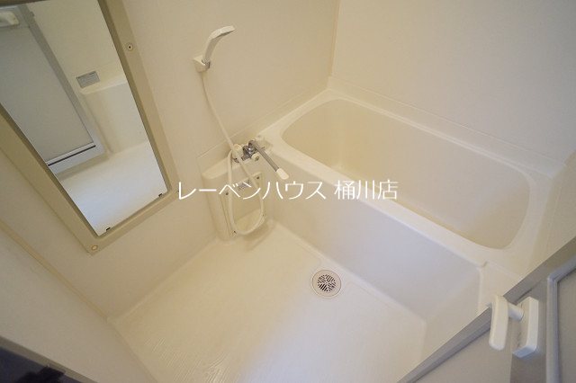 バス・シャワールーム　レーベンハウス桶川店へ　048-787-5511