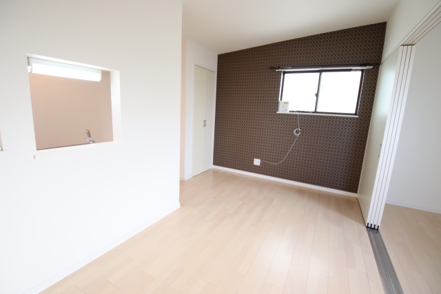 居室・リビング　別室の参考写真です。※現況優先