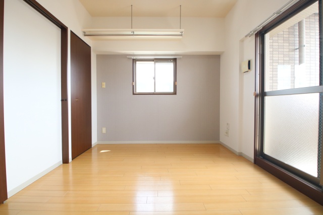 居室・リビング　※別室の参考写真の為、現況優先です。