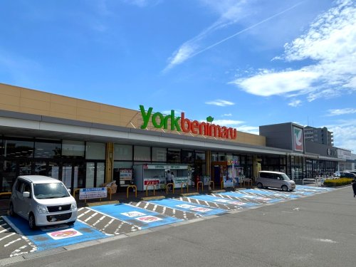 スーパー　ヨークベニマル仙台六丁の目店（スーパー）まで780m