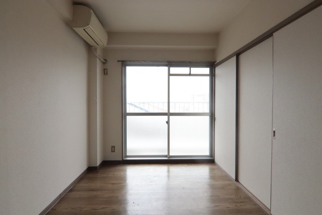 居室・リビング　別室の参考写真です。※現況優先