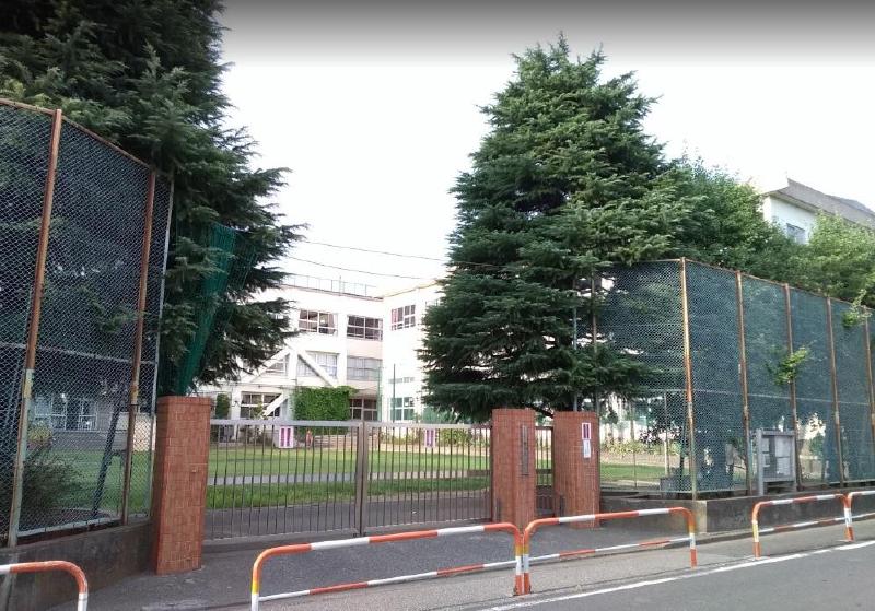 小学校　足立区立梅島第一小学校（小学校）まで450m