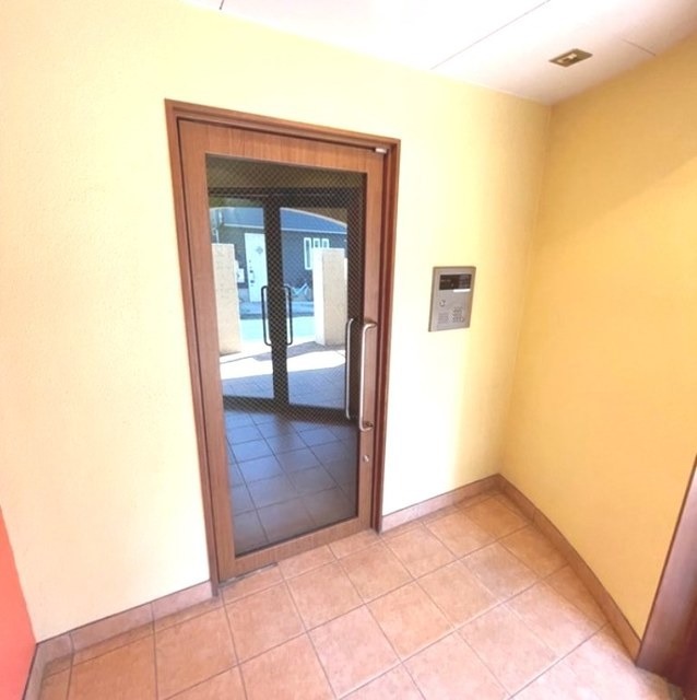 エントランス　弊社は都内全域の物件をご紹介可能です！