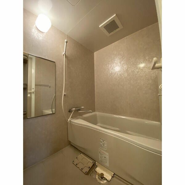 バス・シャワールーム　弊社は都内全域の物件をご紹介可能です！