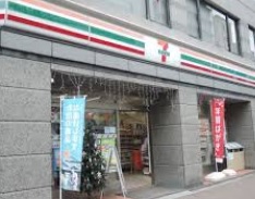 コンビニ　セブンイレブン日本橋茅場町2丁目店（コンビニ）まで168m