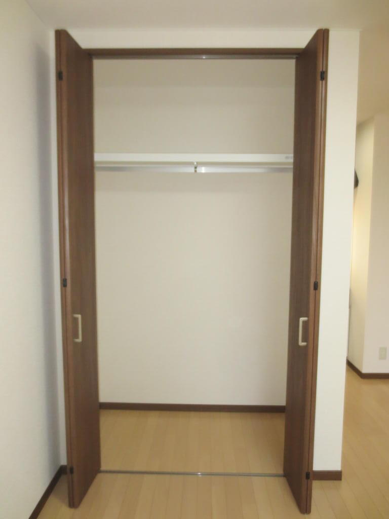 収納　2021年3月完成の築浅オール電化アパート