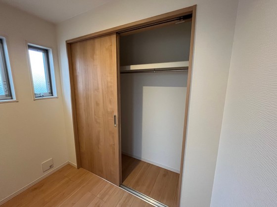 収納　※別部屋の写真です