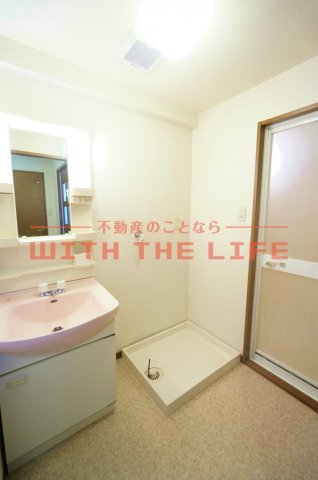 洗面設備　洗面所です