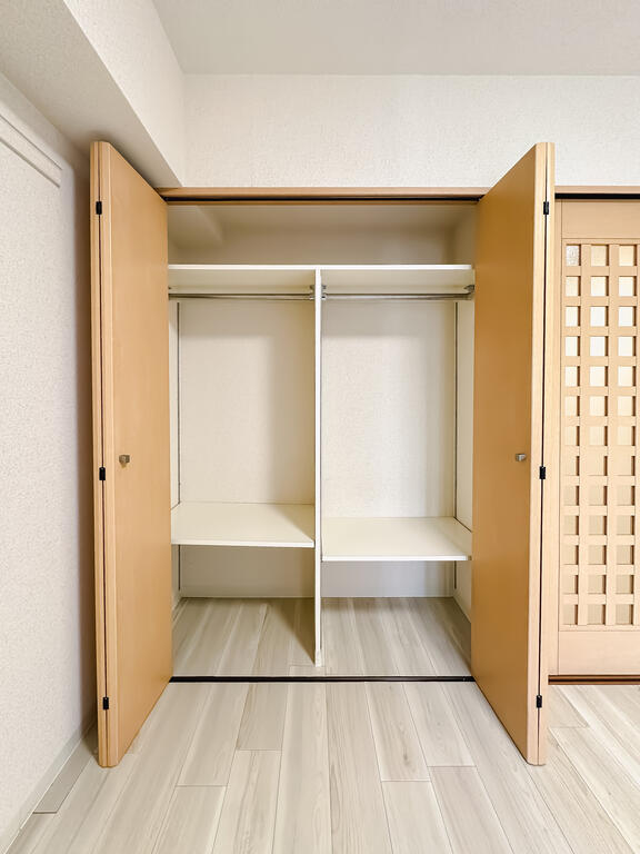 収納　※写真は類似間取り別部屋。色味等異なる場合があります。