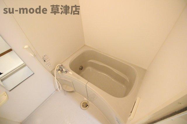 バス・シャワールーム　お風呂で日々の疲れを落としましょう