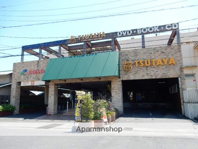 レンタルビデオ　ＴＳＵＴＡＹＡ　ツシマモール店（レンタルビデオ）まで700m