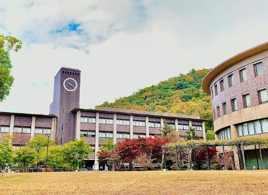 大学・短大　立命館大学衣笠キャンパス キャンパスインフォメーション（大学・短大）まで2763m
