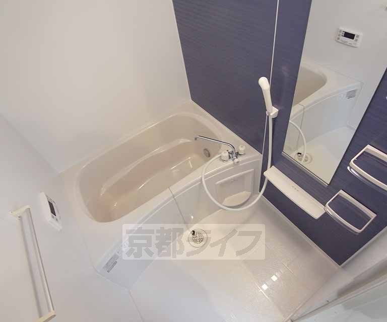 バス・シャワールーム　追い焚きつき！