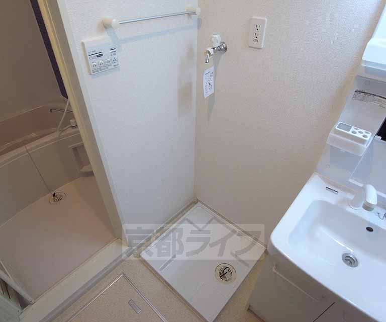 その他設備　室内に洗濯機置けます！