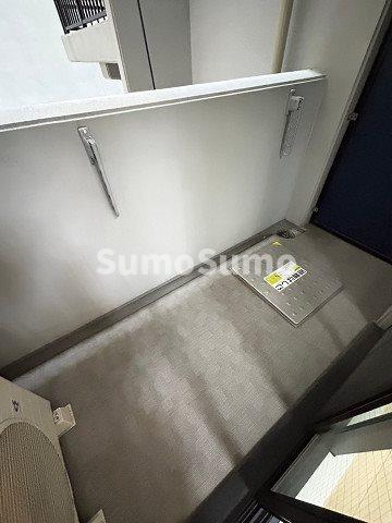 バルコニー　バルコニーからの眺めを楽しみながら食事をしませんか