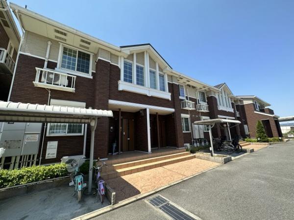 建物外観　かわいらしいハイツです！