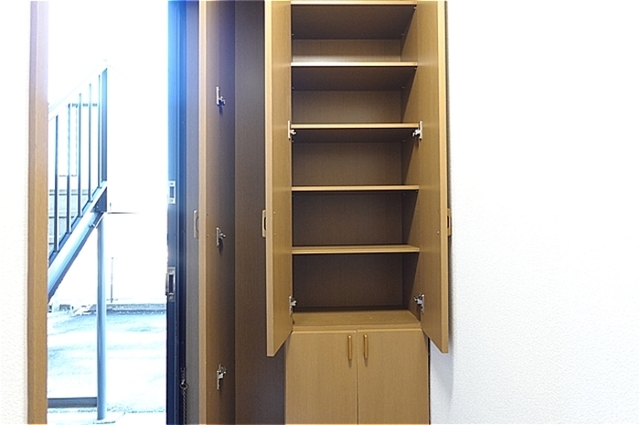 玄関　トールサイズのシューズボックス