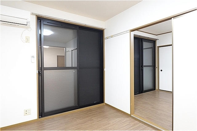 セキュリティ　シャッター雨戸