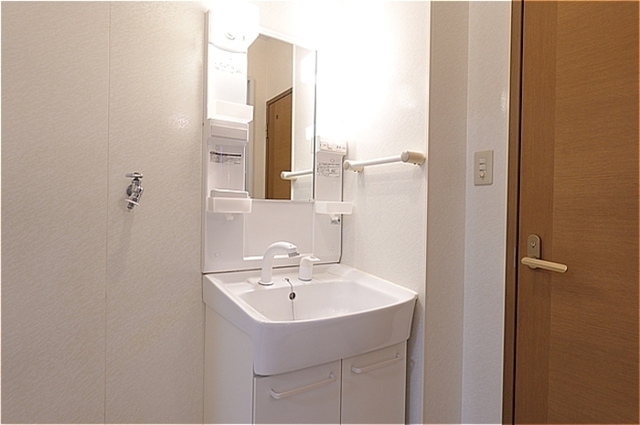 洗面設備　洗髪洗面化粧台