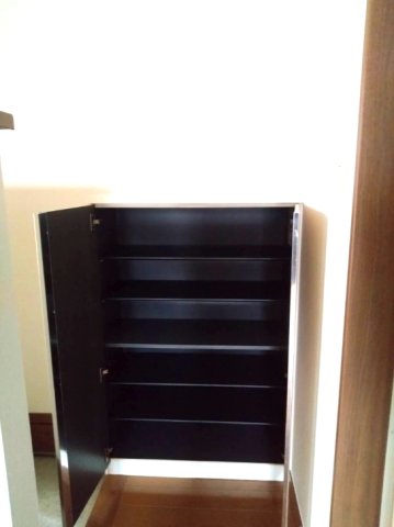 玄関　下足箱