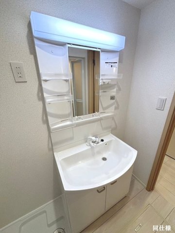 洗面設備　身支度に便利な洗面台♪