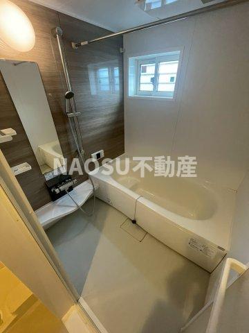 バス・シャワールーム　ゆったり過ごせるお風呂です