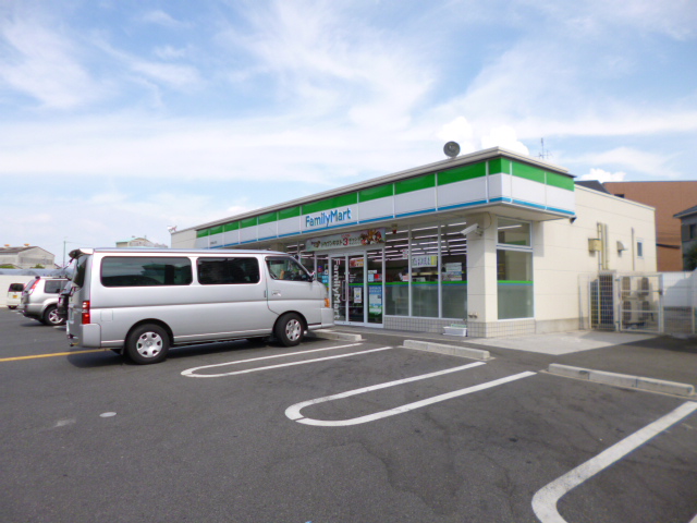 コンビニ　ファミリーマート 京屋畑山町店（コンビニ）まで322m