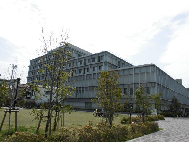 病院　順天堂大学医学部附属浦安病院（病院）まで871m