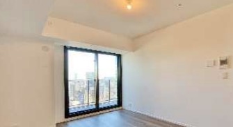 居室・リビング　こちらの居間で趣味の時間をお楽しみください