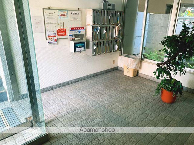 ロビー　ロビー