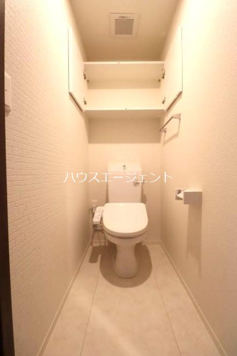トイレ　バストイレ別です☆
