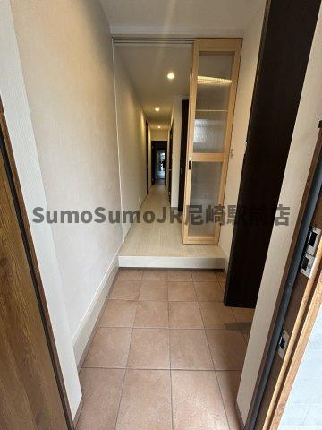 玄関　明るい玄関です