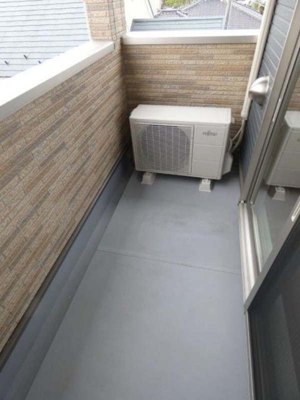 バルコニー　図面と現状に相違がある場合には現状を優先