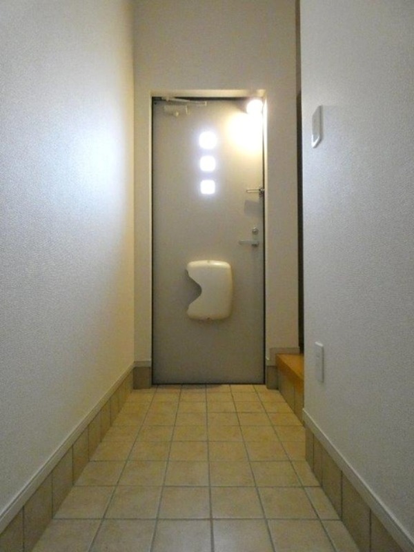 玄関　図面と現状に相違がある場合には現状を優先