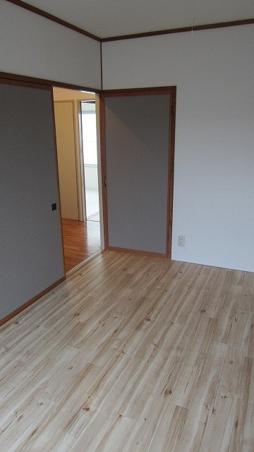 居室・リビング　洋室別角度！