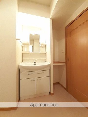 ＪＲ信越本線 新潟駅 バス乗車時間：18分 最寄りバス停で下車 徒歩2分 2階建 築19年の内装写真