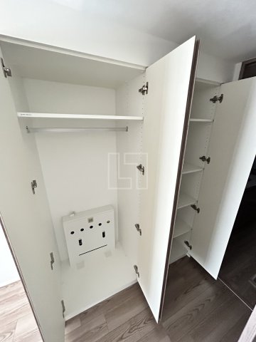 収納　ルネフラッツ谷町四丁目　クローゼット