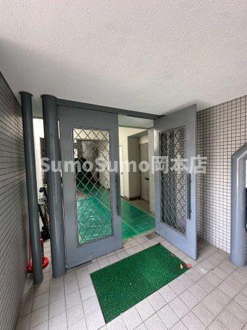 エントランス　毎日通るエントランスはこのようになっています