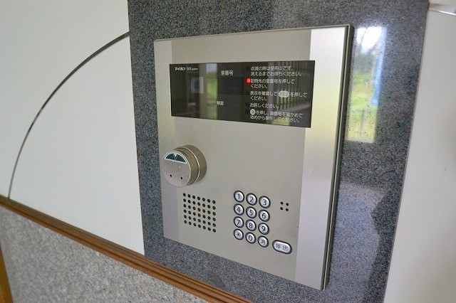 その他共有部分　オートロック（モニター付インターホン連動）