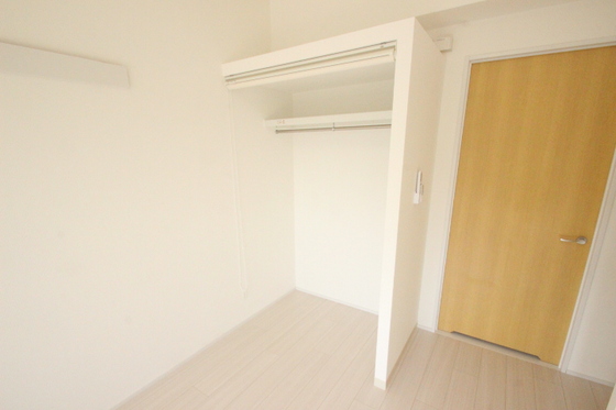 収納　※別部屋の写真です