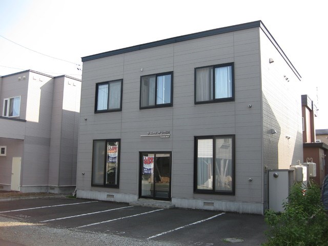 サニーハイツの建物外観